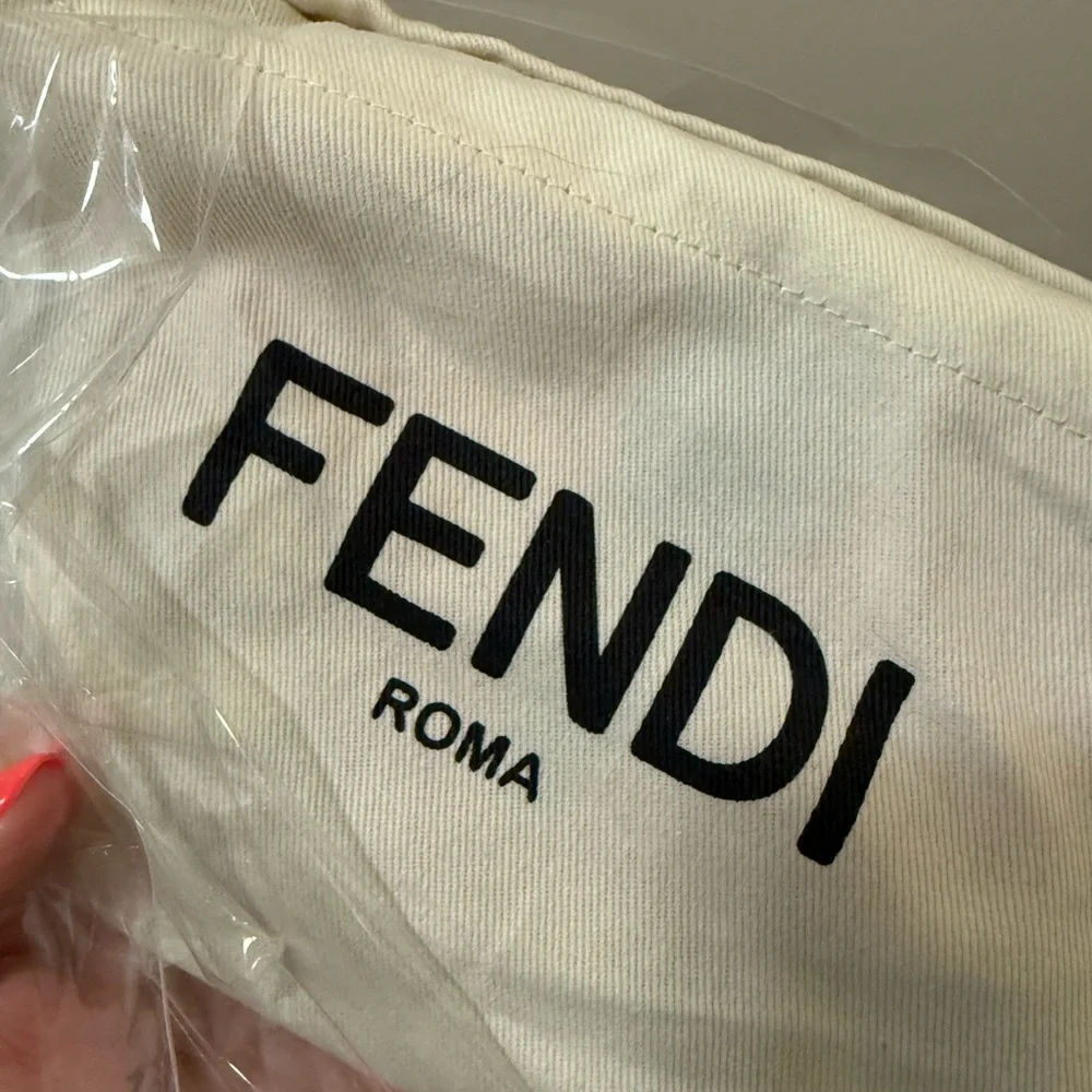 *Rare* Fendi Monster Long Wallet - Picture 10 of 10